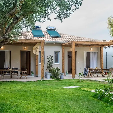 Averta Rondo Case de vacanță Lefkáda